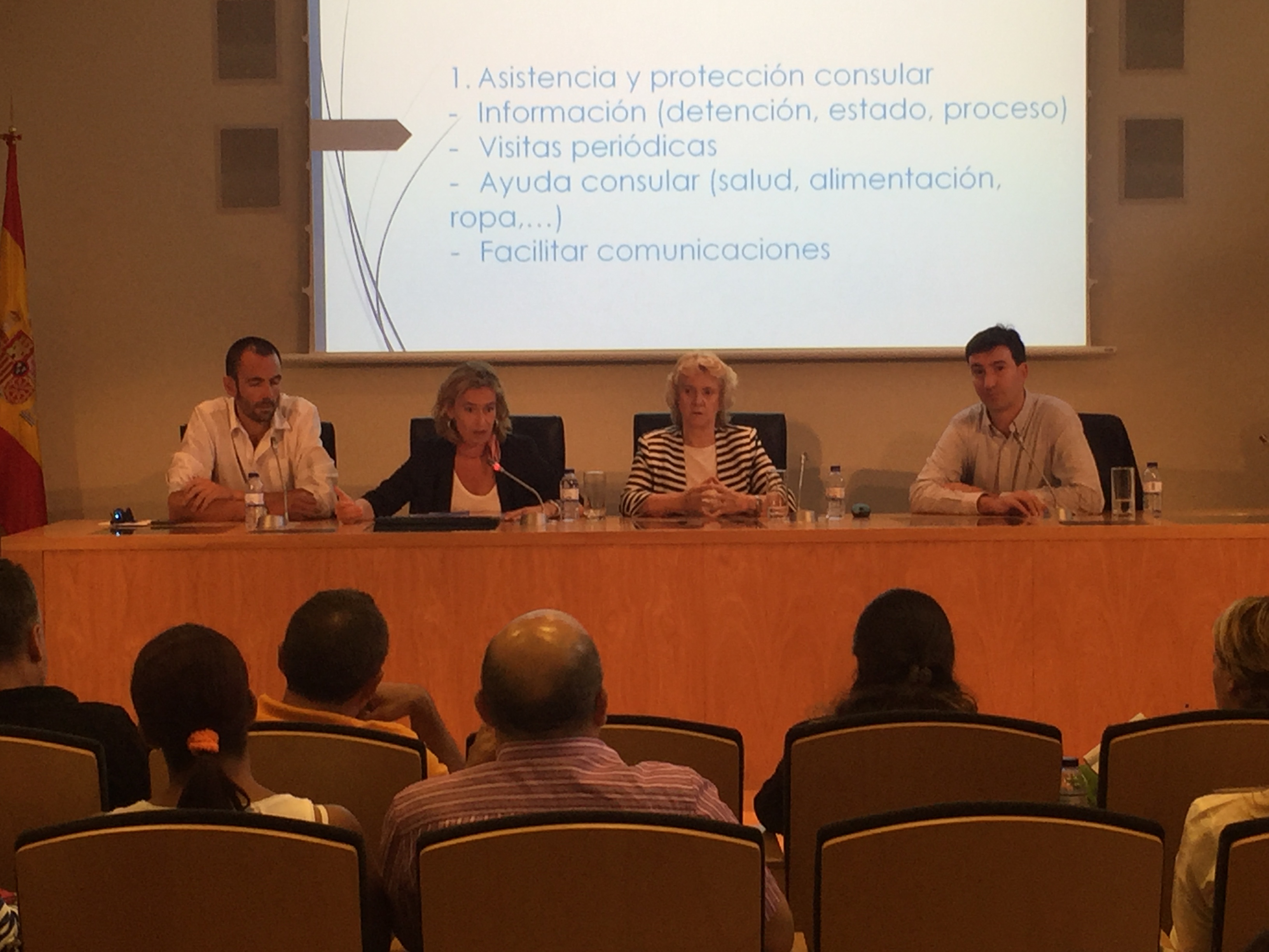 Mesa de ponentes durante el acto: Javier Casado, Carmen Comas, Soledad Becerril y Jaime Arderius