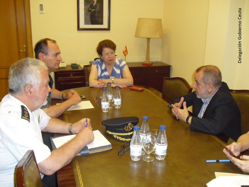 Reunión del Defensor del Pueblo (e.f.), Francisco Fernández Marugán, en la sede de la Delegación de Gobierno en Ceuta