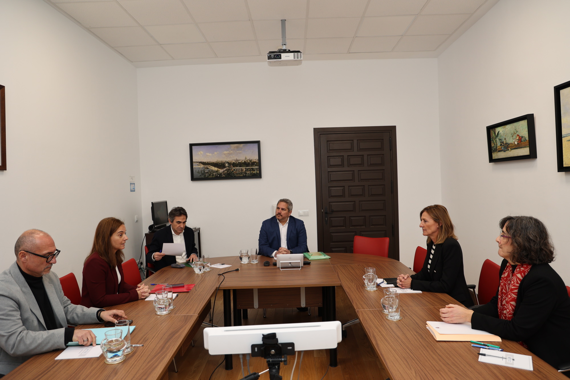 Patricia Bárcena recibe a la alcaldesa de Getafe