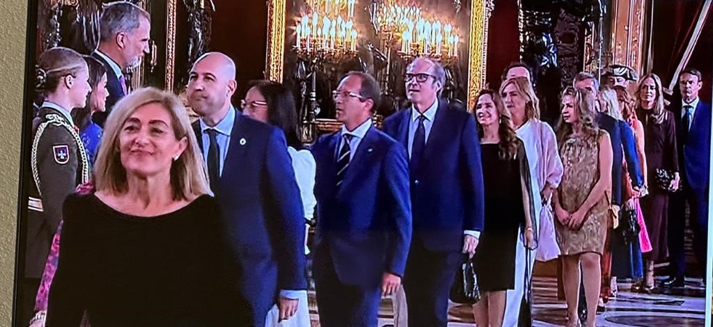 El Defensor del Pueblo asiste a los actos institucionales por el 12 de octubre