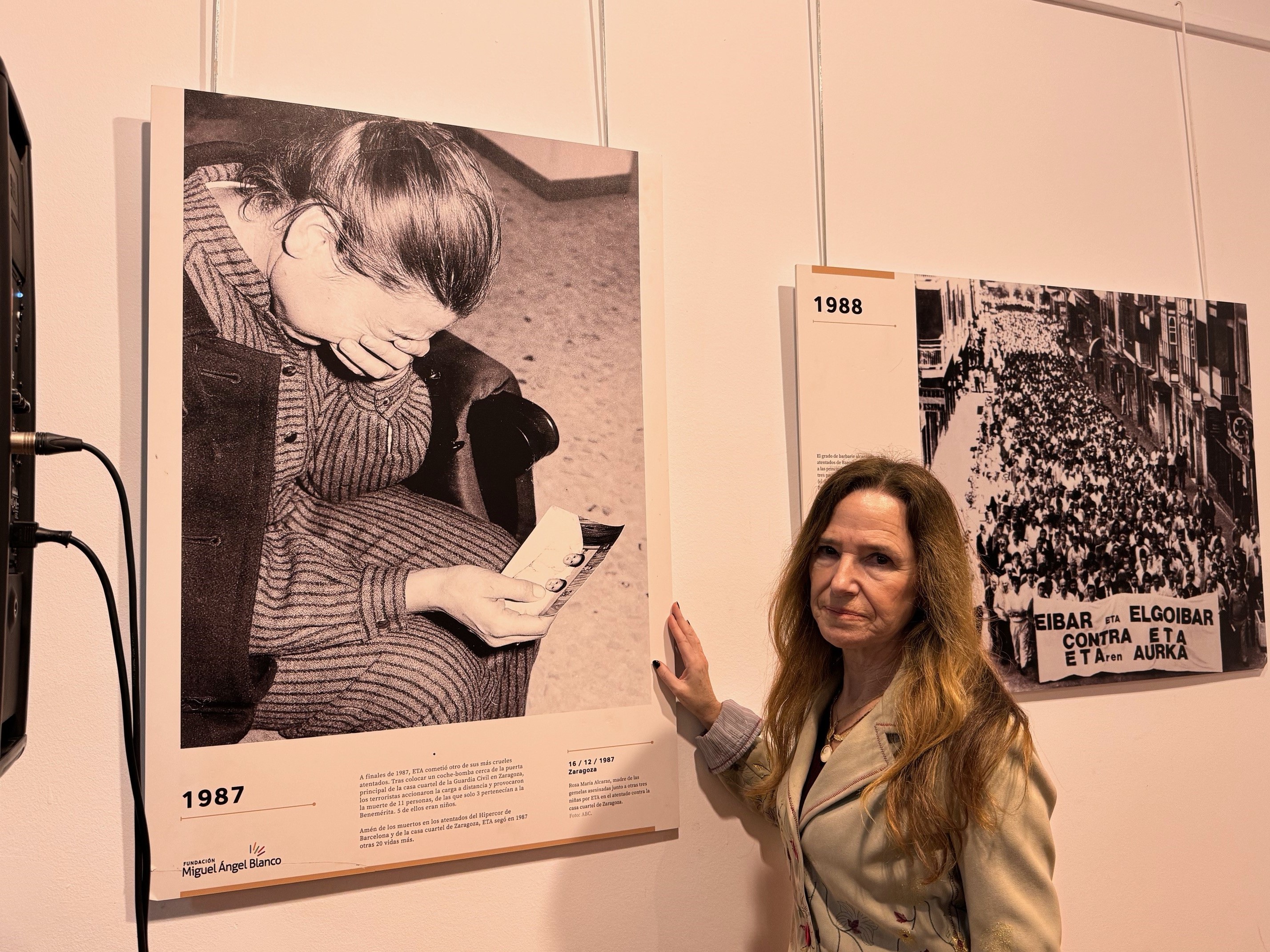 La adjunta primera del Defensor del Pueblo, Teresa Jiménez-Becerril en la inauguración de la exposición 
