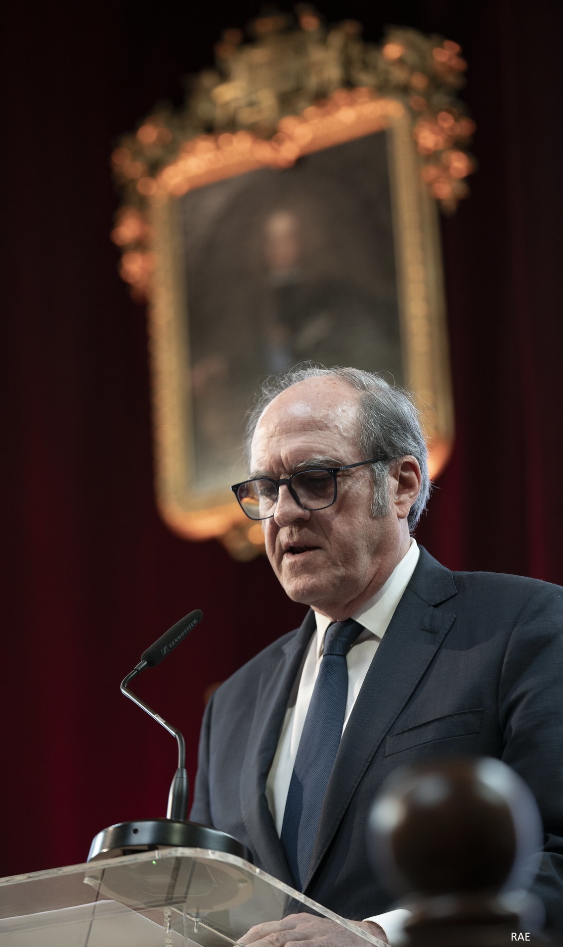 El Defensor del Pueblo, Ángel Gabilondo, en la presentación de la Red Panhispánica de Lenguaje Claro