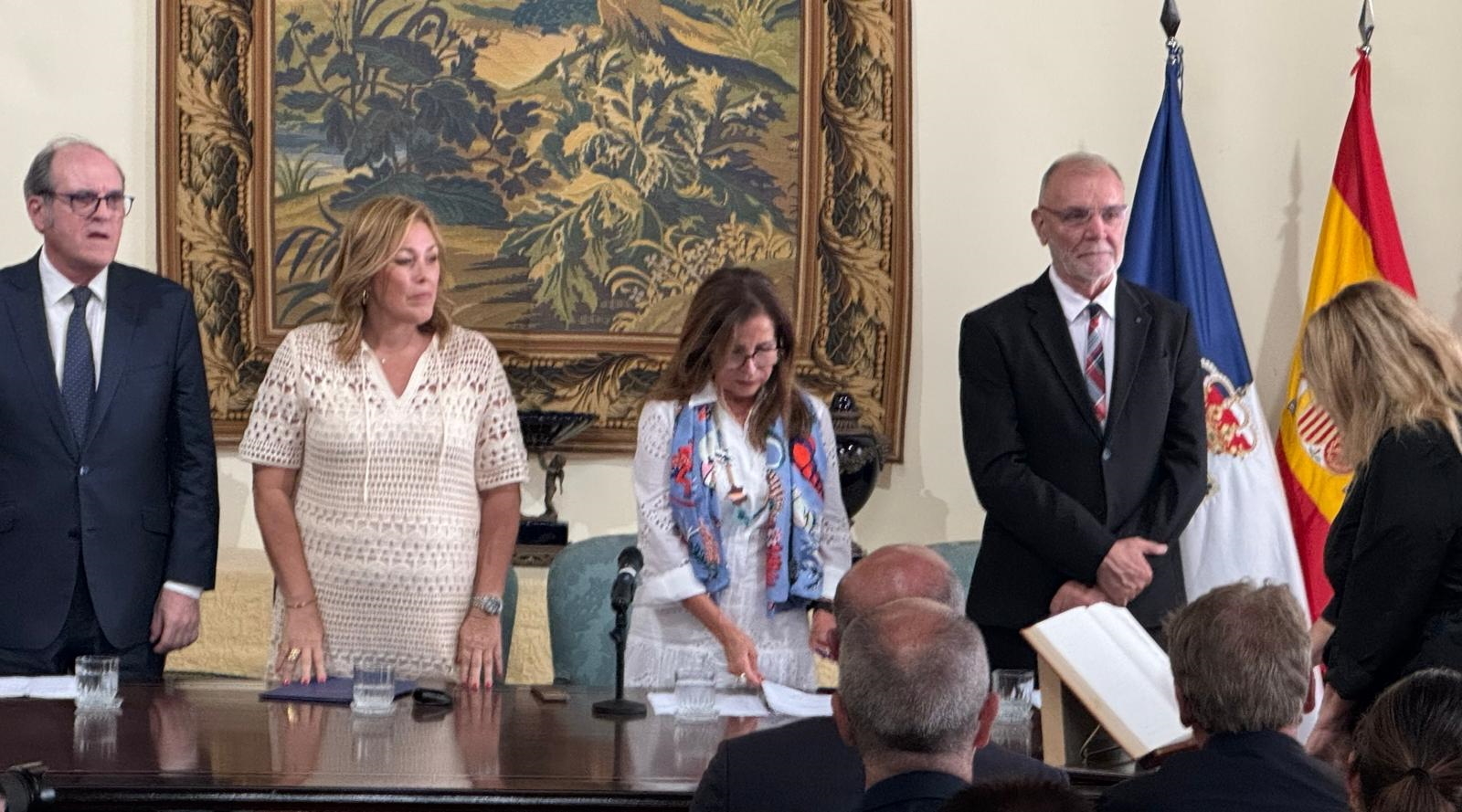 Ángel Gabilondo realiza una visita institucional a las islas canarias de La Palma y Tenerife