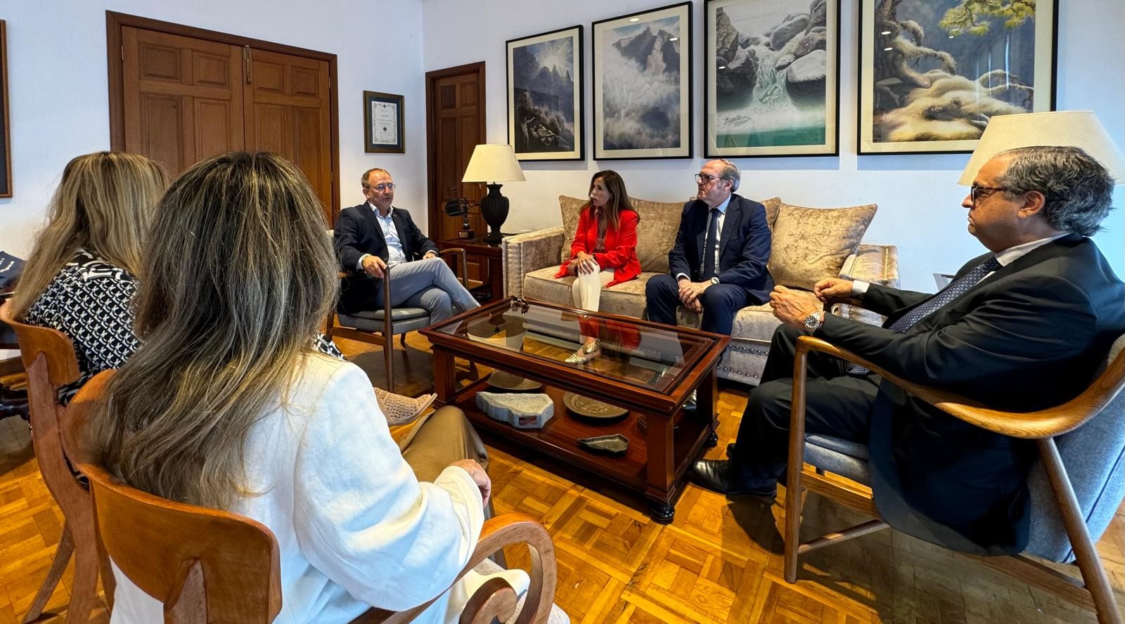 Visita institucional del defensor del Pueblo, Ángel Gabilondo, a Canarias