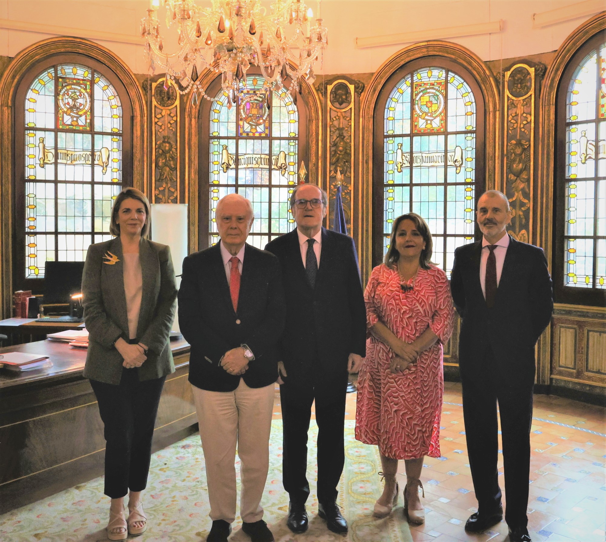 Ángel Gabilondo se reúne con el presidente de la Plataforma Denaria