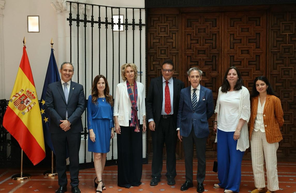 La adjunta primera se reúne con el decano del Ilustre Colegio de Abogados de Madrid